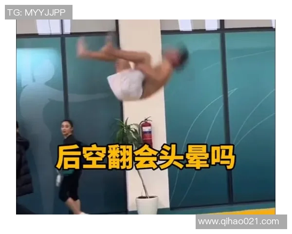 足球场上的空翻奇才揭秘会后空翻的足球明星背后的训练与故事
